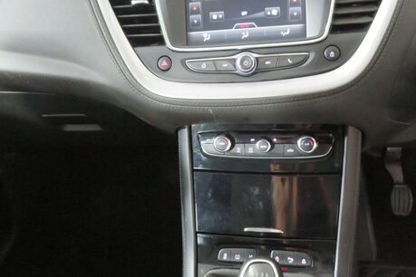 Vauxhall Grandland X SE Image 20