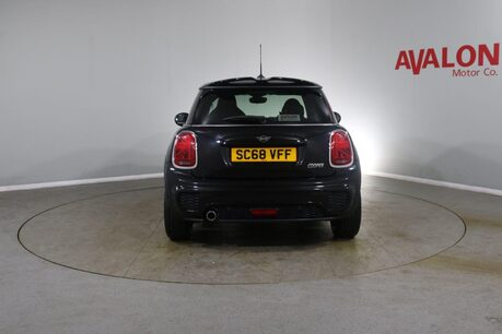 Mini Hatch COOPER SPORT Image 7