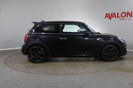 Mini Hatch COOPER SPORT Image 9