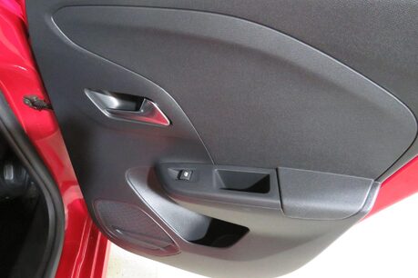 Vauxhall Corsa SRI Image 33