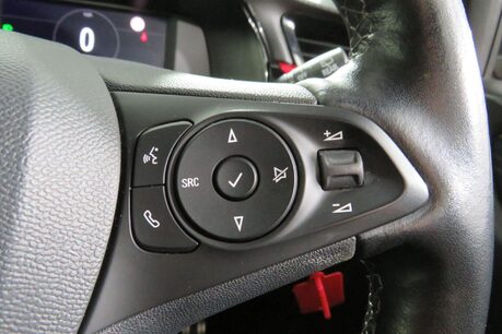 Vauxhall Corsa SRI Image 30