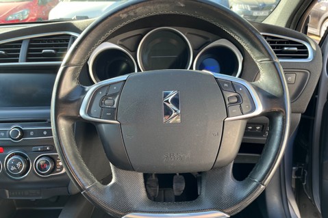 DS DS 4 BLUEHDI ELEGANCE..HEATED 1/2 LEATHER AND SUEDEA/CON..ALLOYS 11