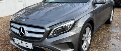 Mercedes-Benz GLA Class GLA200 CDI SE PREMIUM PLUS..GLASS ROOF 6 SERVICES! £35 ROAD TAX! 1