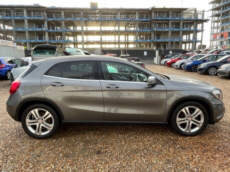 Mercedes-Benz GLA Class GLA200 CDI SE PREMIUM PLUS..GLASS ROOF 6 SERVICES! £35 ROAD TAX!