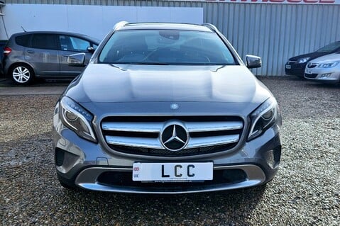 Mercedes-Benz GLA Class GLA200 CDI SE PREMIUM PLUS..GLASS ROOF 6 SERVICES! £35 ROAD TAX! 62 MPG! 11