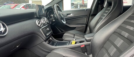 Mercedes-Benz A Class A180D SPORT EDITION ULEZ! 1 PREV OWNER-REVERSING CAMERA-1/2 LEATHER 74MPG!  1