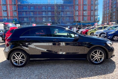 Mercedes-Benz A Class A180D SPORT EDITION ULEZ! 1 PREV OWNER-REVERSING CAMERA-1/2 LEATHER 74MPG!  2