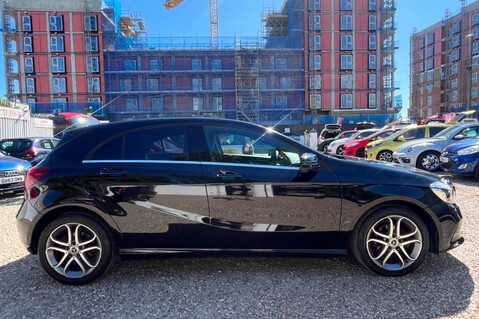 Mercedes-Benz A Class A180D SPORT EDITION ULEZ! 1 PREV OWNER-REVERSING CAMERA-1/2 LEATHER 74MPG!  2