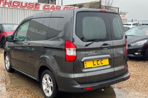Ford Transit Courier LIMITED TDCI..LOOK !! NO VAT SAVING £2800.00 FANTASTIC CONDITION  6