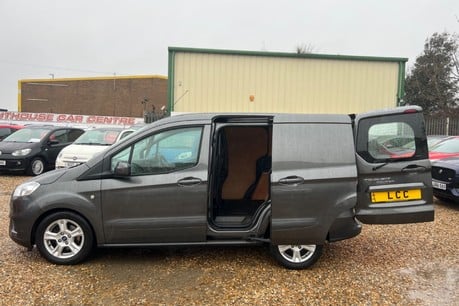 Ford Transit Courier LIMITED TDCI..LOOK !! NO VAT SAVING £2800.00 FANTASTIC CONDITION 