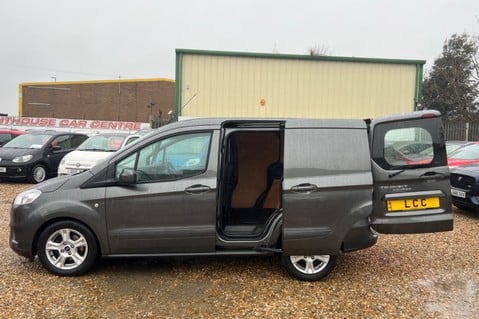 Ford Transit Courier LIMITED TDCI..LOOK !! NO VAT SAVING £2800.00 FANTASTIC CONDITION  1