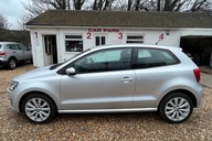 Volkswagen Polo SEL AUTOMATIC..1 PREVIOUS OWNER.. FANTASTIC HISTORY..AIR CON  6
