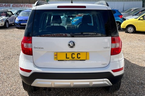 Skoda Yeti Outdoor S TDI SCR 1 PREVIOUS OWNER ,6 SERVICES. RARE CAR BEING 4X4 22