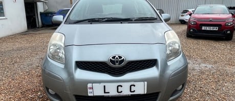 Toyota Yaris TR VVT-I MM.. AUTOMATIC WITH PADDLES.13 MAIN DEALER SERVICES..REAR SENSORS  1