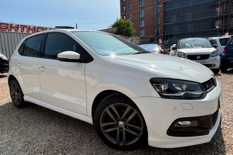 Volkswagen Polo 1.2 R LINE TSI..1 PREVIOUS OWNER..5 MAIN DEALER SERVICES..ONLY £20 R/TAX    7