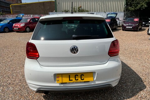 Volkswagen Polo 1.2 R LINE TSI..1 PREVIOUS OWNER..5 MAIN DEALER SERVICES..ONLY £20 R/TAX    21