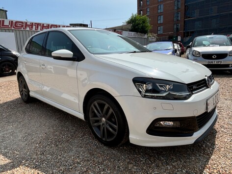 Volkswagen Polo 1.2 R LINE TSI..1 PREVIOUS OWNER..5 MAIN DEALER SERVICES..ONLY £20 R/TAX   