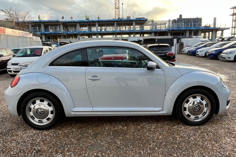 Volkswagen Beetle DESIGN TSI BLUEMOTION TECHNOLOGY..1 PREVIOUS OWNER.. 1