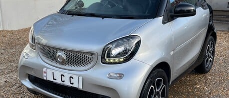 Smart Fortwo Coupe 1.0 PRIME PREMIUM. 1 PREVIOUS OWNER. LOW INSURANCE..NO R/TAX..7 SERVICES 1