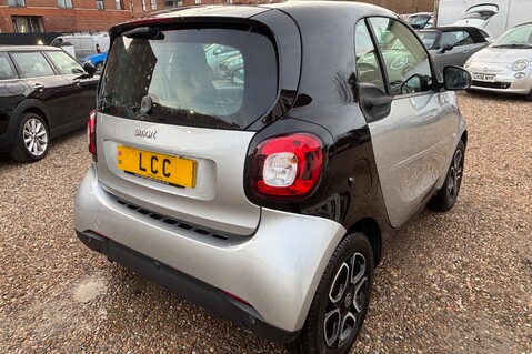 Smart Fortwo Coupe 1.0 PRIME PREMIUM. 1 PREVIOUS OWNER. LOW INSURANCE! ZERO R/TAX! 7 SERVICES! 30