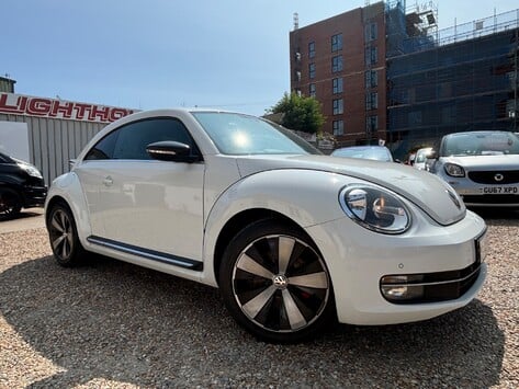 Volkswagen Beetle 2.0 SPORT TSI DSG. AUTOMATIC.. 1 PREVIOUS OWNER 5 SERVICES! STUNNING CAR!