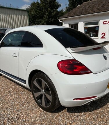 Volkswagen Beetle 2.0 SPORT TSI DSG. AUTOMATIC.. 1 PREVIOUS OWNER 5 SERVICES! STUNNING CAR! 3