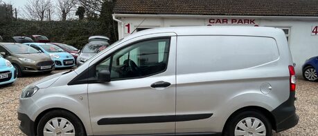 Ford Transit Courier 1.5 TDCI.. NO VAT !!! 68 MPG!! 1 PREVIOUS OWNER.. 8 SERVICE STAMPS 1