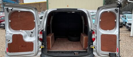 Ford Transit Courier 1.5 TDCI.. NO VAT !!! 68 MPG!! 1 PREVIOUS OWNER.. 8 SERVICE STAMPS.. DAB.. 1