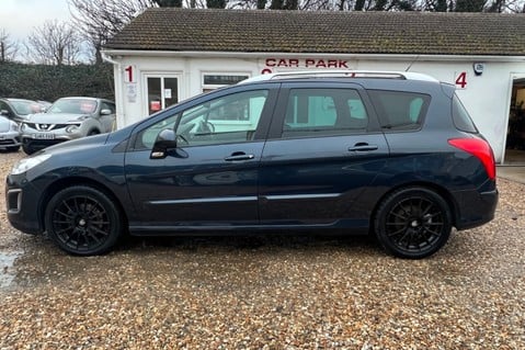 Peugeot 308 E-HDI ESTATE ACTIVE CAN BE A 7 SEATER..SAT NAV..8 SERVICE STAMPS 6