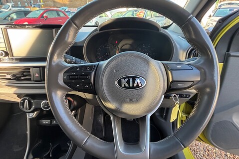 Kia Picanto 1.0 ZEST.. 3 KIA SERVICES.. REVERSING CAMERA. APPLE CARPLAY. LOW INSURANCE. 21