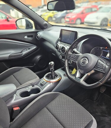 Nissan Juke DIG-T N-CONNECTA.1 OWNER.SAT NAV.REVERSING CAMERA.BLUETOOTH.APPLE CAR PLAY 3