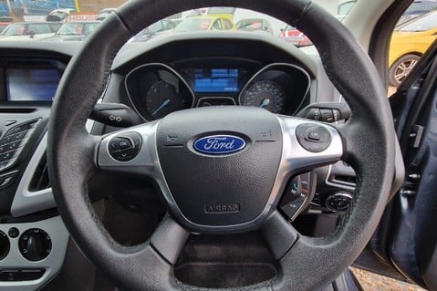 Ford Focus ZETEC TDCI.. 1 PREVIOUS KEEPER.. £20 R/TAX..LOOK !! 9 SERVICES.STUNNING 17