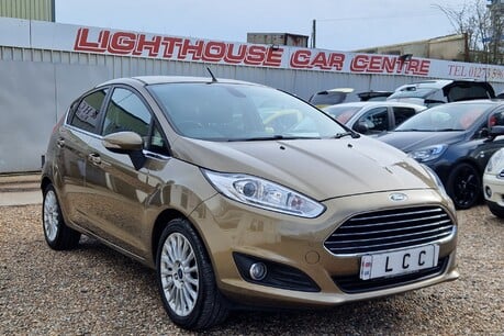 Ford Fiesta TITANIUM.. 1 PREVIOUS OWNER.. 10 FORD SERVICES.. 65 MPG..£ZERO ROAD TAX