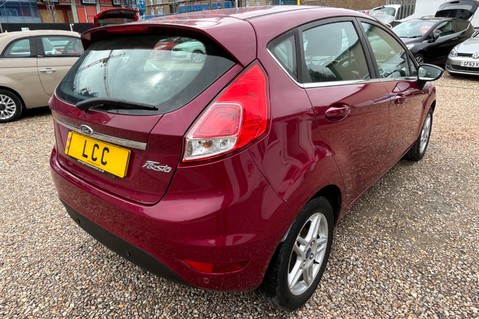 Ford Fiesta ZETEC..AUTOMATIC..8 SERVICES..LOOKS STUNNING  18