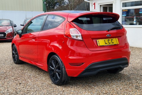 Ford Fiesta ST-LINE  SAT NAV RED EDITION 140 BHP WITH 6 SERVICES  £20R/TAX 9