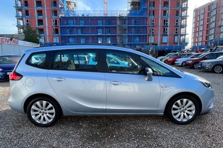 Vauxhall Zafira DESIGN.. 5 SERVICES.. 1 PREVIOUS OWNER.. 7 SEATER