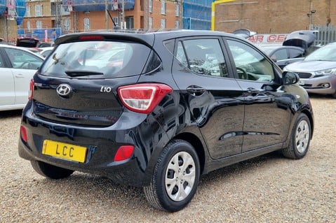Hyundai i10 1.2 SE ONLY 53000 MILES! LOW INSURANCE! £35 ROAD TAX! 15