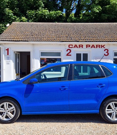 Volkswagen Polo 1.2 MATCH TSI  ONLY £20 ROAD TAX! 9 MAIN DEALER SERVICES! 3