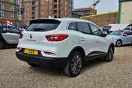 Renault Kadjar ICONIC TCE..1 OWNER..FSH..SAT NAV..CRUISE..1/2 LEATHER..REVERSING CAMERA 10