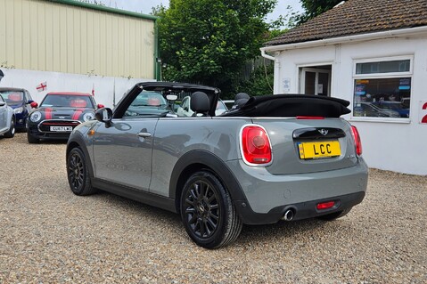 Mini Convertible COOPER..1 PREVIOUS OWNER.3 SERVICES..DAB RADIO CRUISE.CRUISE CONTROL   6