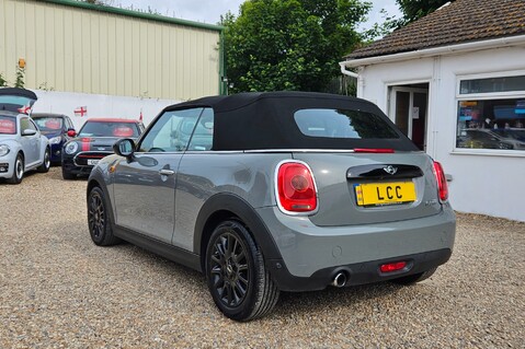 Mini Convertible COOPER..1 PREVIOUS OWNER.3 SERVICES..DAB RADIO CRUISE.CRUISE CONTROL   14