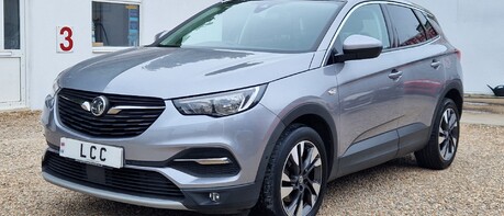 Vauxhall Grandland X SPORT NAV S/S FSH..SAT NAV..BLUETOOTH..6 SERVICES..STUNNING EXAMPLE 1