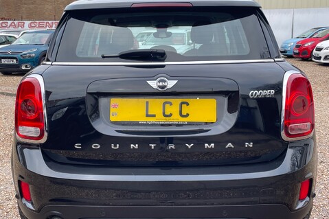 Mini Countryman COOPER..1 PREVIOUS OWNER. 7 SERVICES..PEPPER 2 PACK.SAT NAV 7