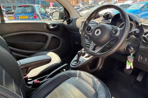 Smart Fortwo Coupe PRIME PREMIUM PLUS T.. AUTOMATIC.. 1 OWNER..6 MAIN DEALER SERVICES.. 3