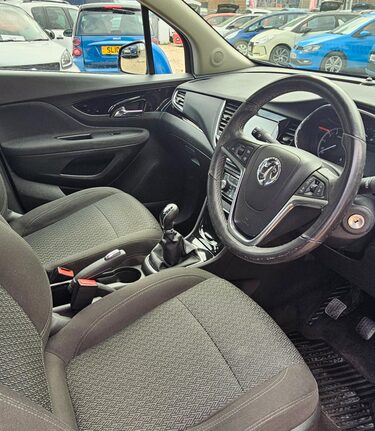 Vauxhall Mokka X ACTIVE S/S. 7 MAIN DEALER SERVICES ..1 PREVIOUS OWNER..4x4 3