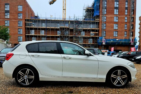 BMW 1 Series 118I SPORT.1 FORMER KEEPER.STUNNING EXAMPLE  9