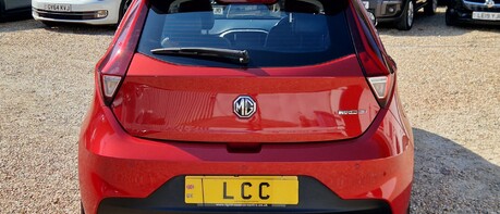 MG MG3 EXCLUSIVE NAV VTI-TECH. ONLY 1 OWNER.. STUNNING EXAMPLE 1