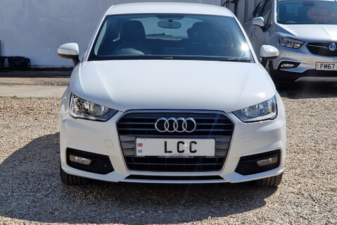 Audi A1 TFSI SPORT.. ONLY 1 OWNER.. £35 R/TAX.. 5 SERVICES 10