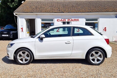 Audi A1 TFSI SPORT.ONLY 1 OWNER.£35 ROAD TAX.5 SERVICES.BLUETOOTH.LOW MILEAGE 5