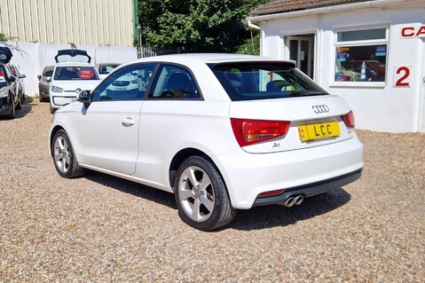 Audi A1 TFSI SPORT.. ONLY 1 OWNER.. £35 R/TAX.. 5 SERVICES 16